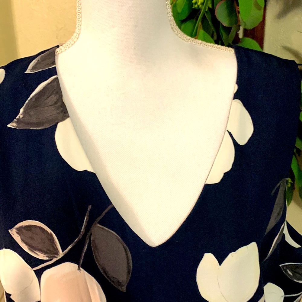 AnnTaylor Blue Floral Pleated Garden Party Office Church Dress size 16 - Picture 4 of 14